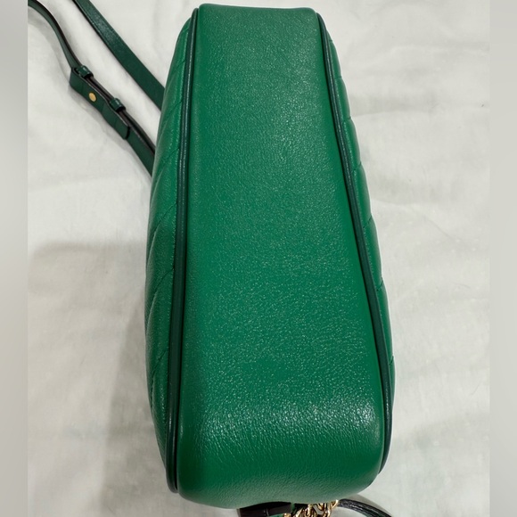 Gucci GG Marmont Azalea Calfskin Enamel Matelasse Diagonal Crossbody - Picture 8 of 9